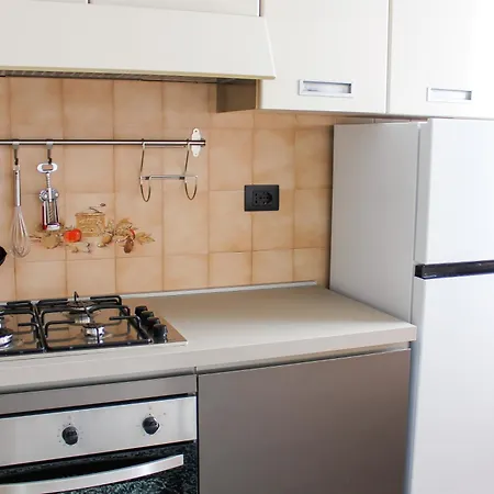 Casa Mariuccia - A Due Passi Dal Mare דירה