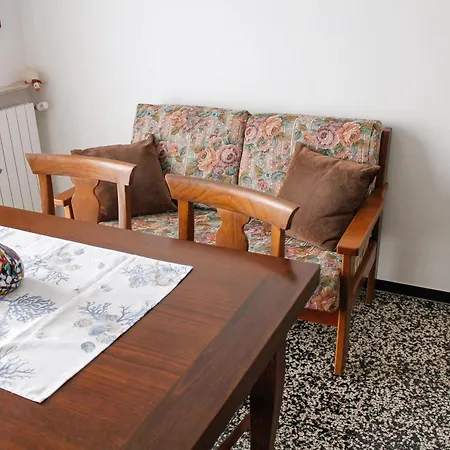 Casa Mariuccia - A Due Passi Dal Mare Апартаменты *