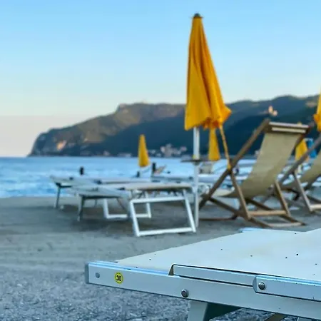 Casa Mariuccia - A Due Passi Dal Mare Апартаменты Савона
